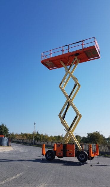 JLG 330LRT - Scissor lift