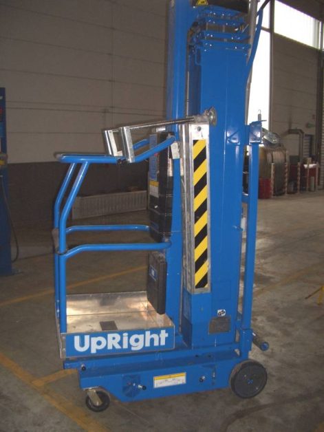 Upright UL32AC - Vertical lift