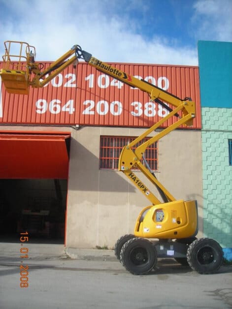 Haulotte HA16PX - Articulated boom lift